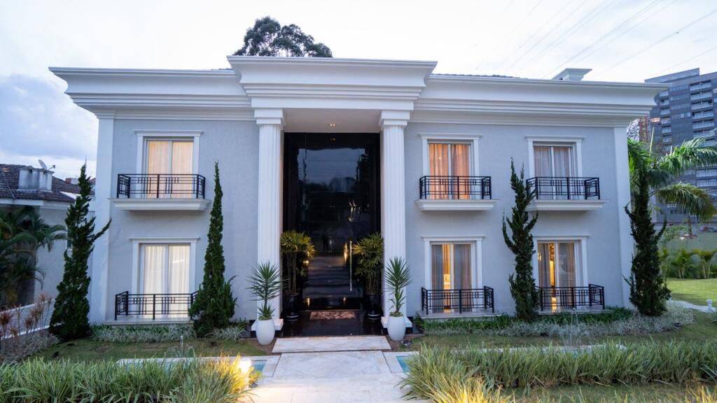 #13 - Casa para Venda em Santana de Parnaíba - SP